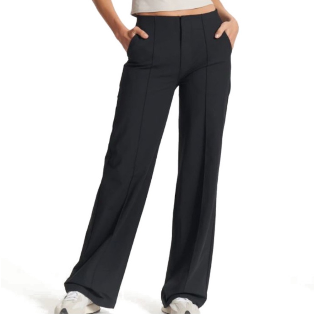 Vuori Meta Black Wide Leg Trouser
